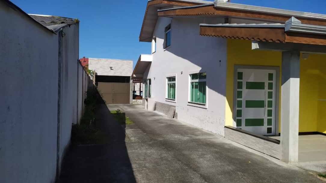 vende casa em Matinhos-2