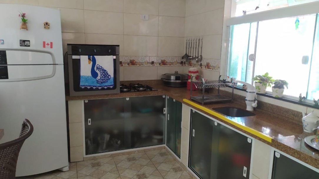 vende casa em Matinhos-5