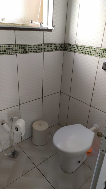 vende casa em Matinhos-11
