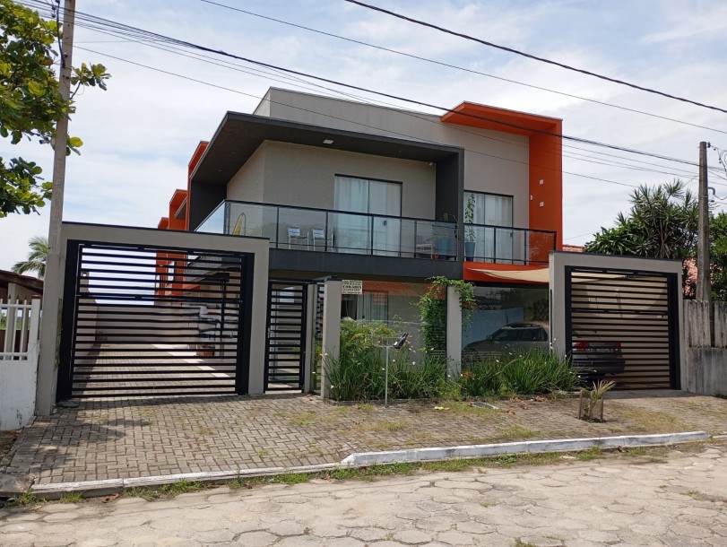 SOBRADO NOVO - BALNEÁRIO ALBATROZ-1